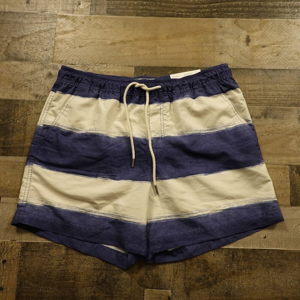 American Eagle swim trunks shorts men's medium 5.5"‎ above the knee blue white